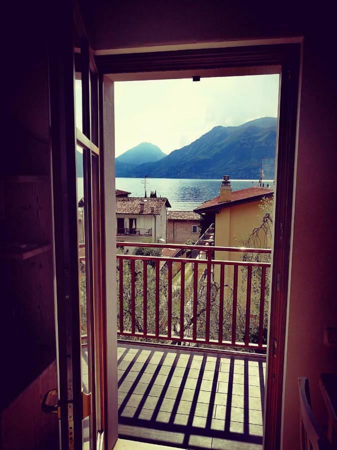 Aparthotel Residenza Cristina Brenzone sul Garda Exterior foto