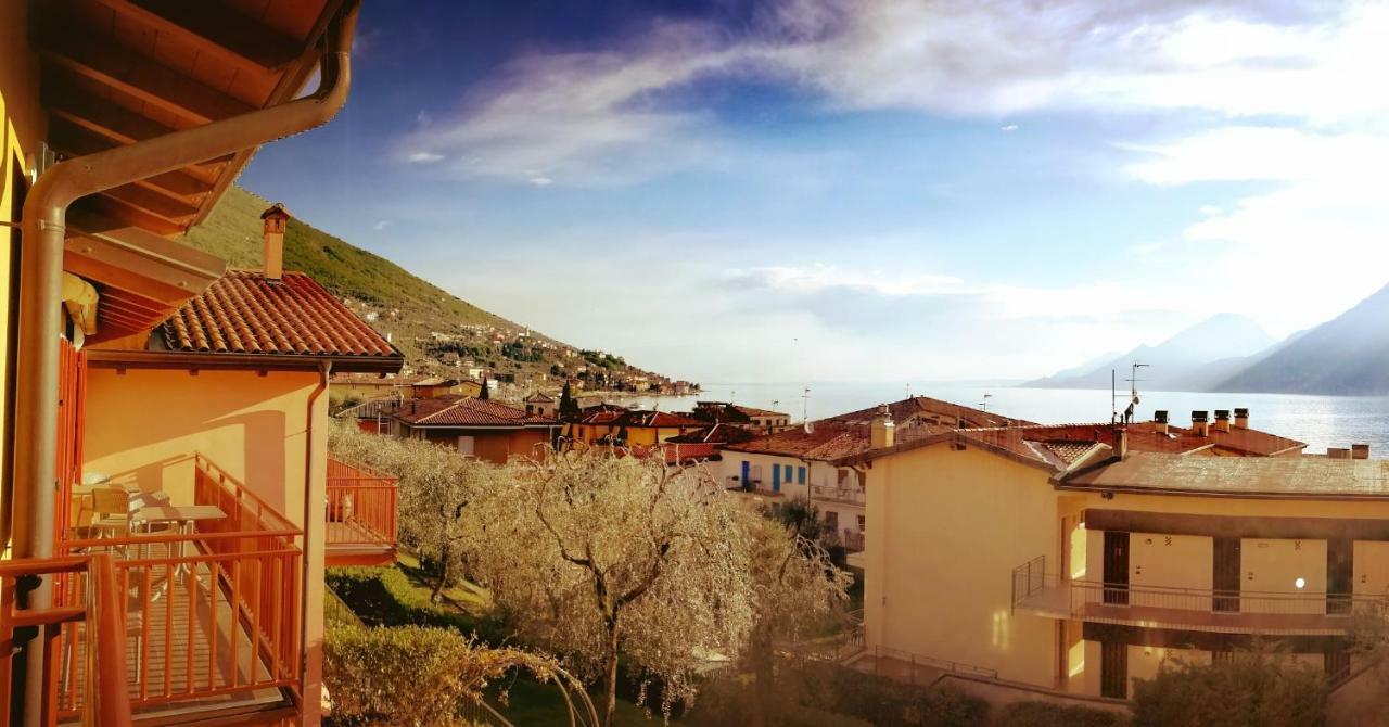 Aparthotel Residenza Cristina Brenzone sul Garda Exterior foto
